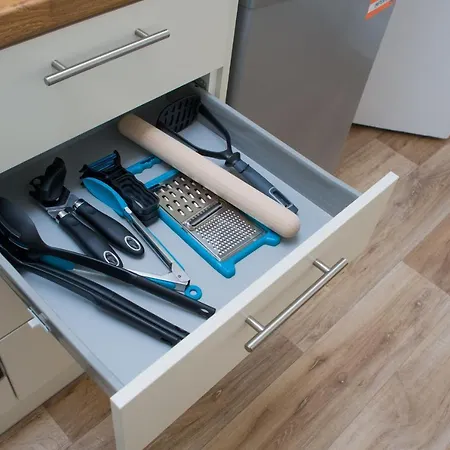 Mycityhaven - 3 Bedroom Shirehampton Flat Near Avonmouth & M4 Bristol