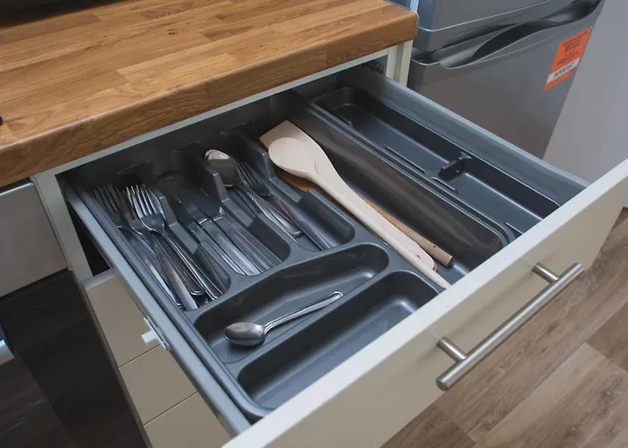 Mycityhaven - 3 Bedroom Shirehampton Flat Near Avonmouth & M4